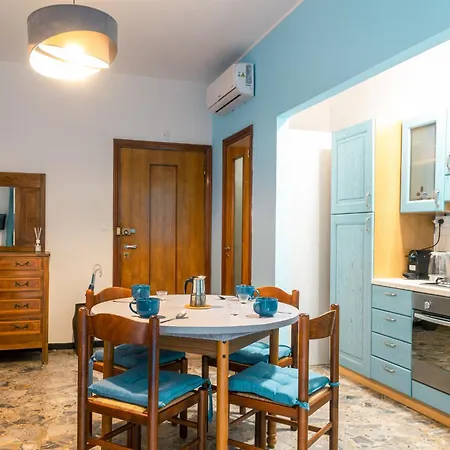 Oasi Con Giardino - Golf & Tennis Club Апартаменты Рапалло